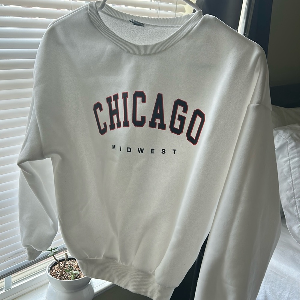 SHEIN XS Chicago Midwest sweatshirt